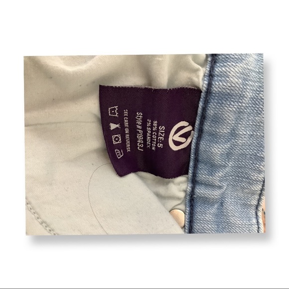 Y2K Vigoss distressed light wash distressed jeans - Picture 5 of 8